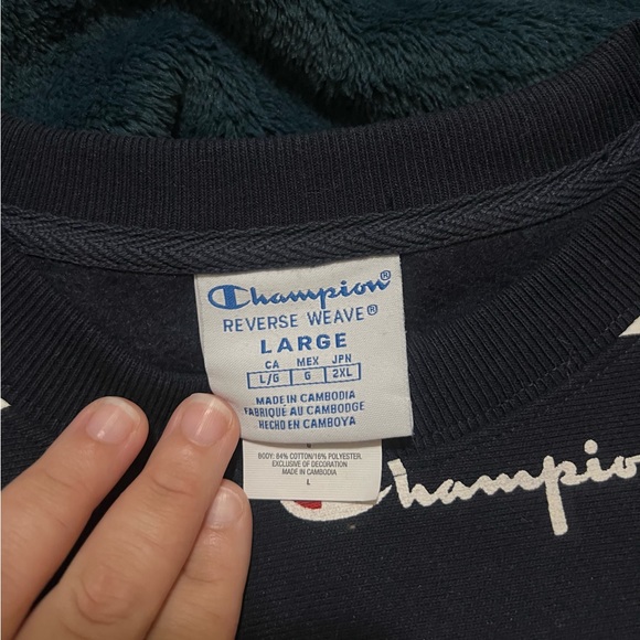 Champion Logo Crewneck Crop Top✨ - Picture 6 of 7